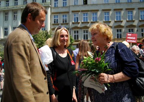 Přítomni byli také Šimon Pánek, Olga Sommerová a Věra Čáslavská