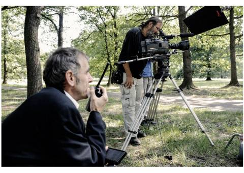 Režisér filmu Karel Strachota s kameramanem Jaromírem Kačerem