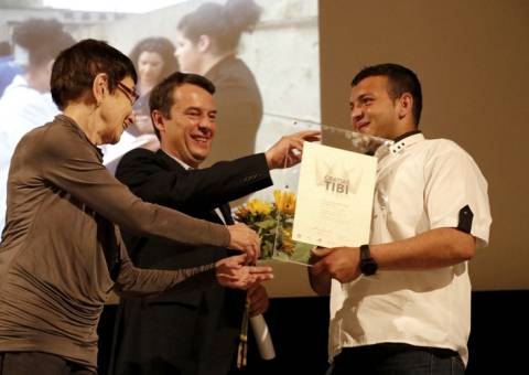 Gratulujeme Imrichu Kardosovi a Pavlu Kalejovi za Zviditelnění přechodů a TV Předlice.